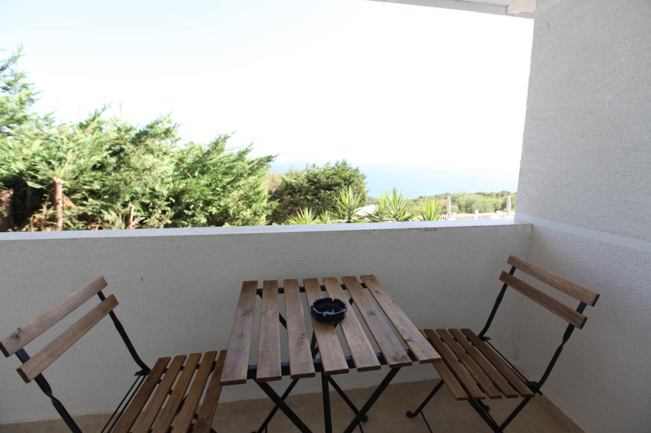 Hotel Relax Dhërmi Dış mekan fotoğraf