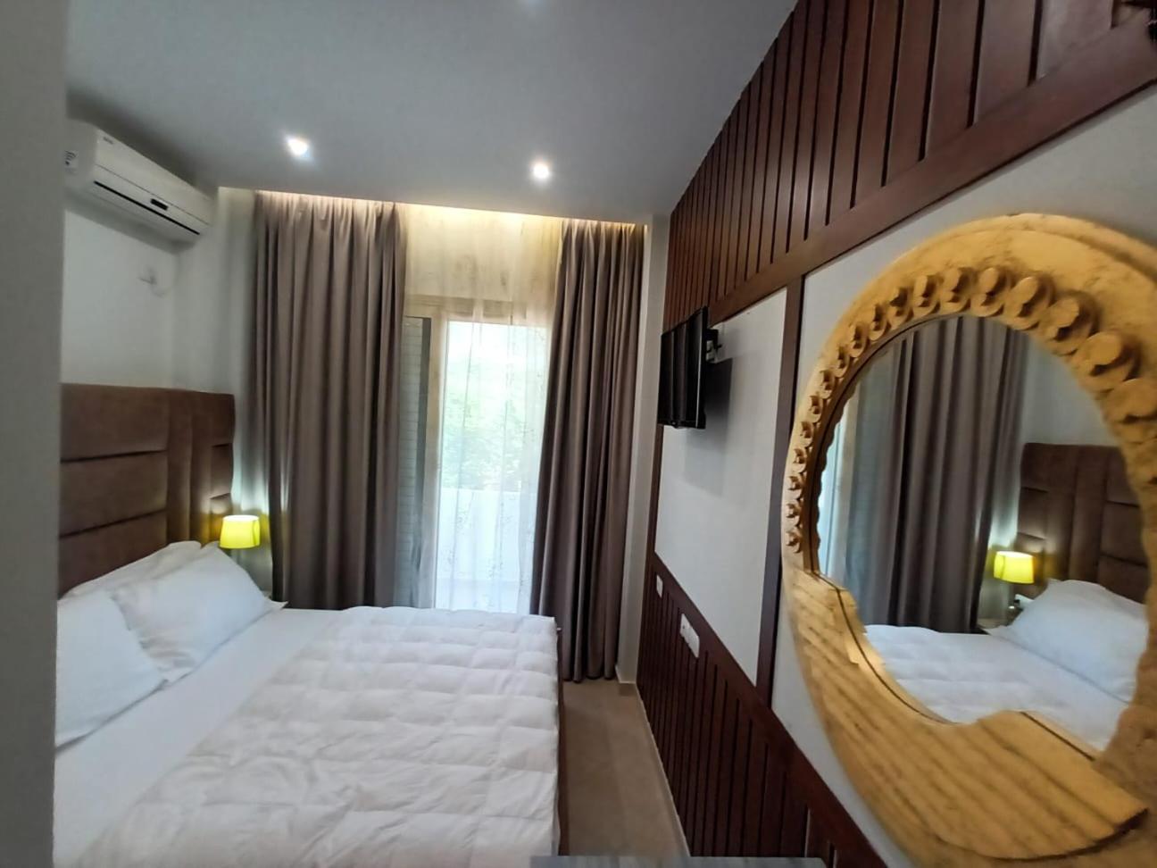 Hotel Relax Dhërmi Dış mekan fotoğraf