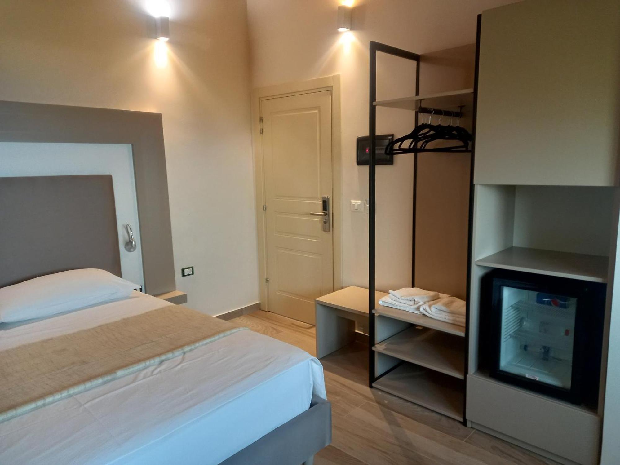 Hotel Relax Dhërmi Dış mekan fotoğraf