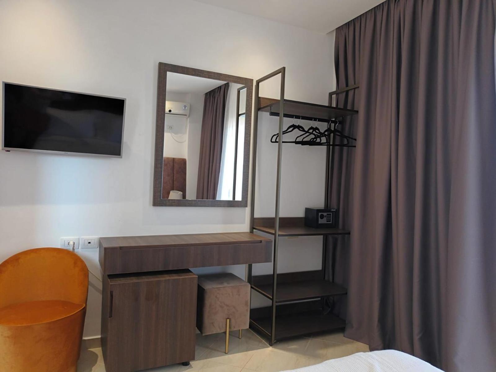 Hotel Relax Dhërmi Dış mekan fotoğraf