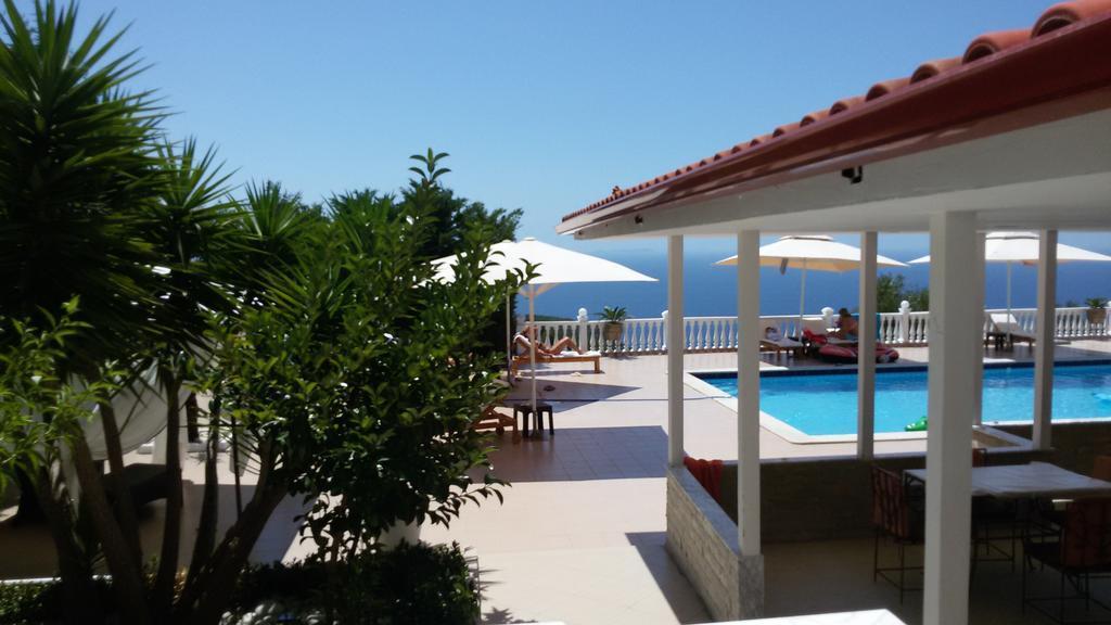 Hotel Relax Dhërmi Konforlar fotoğraf